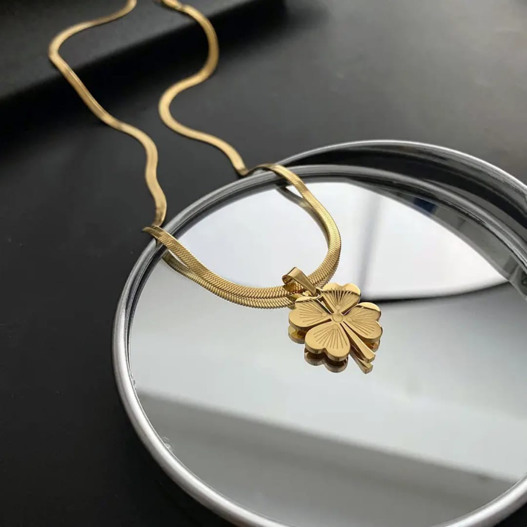 Florafly Necklace