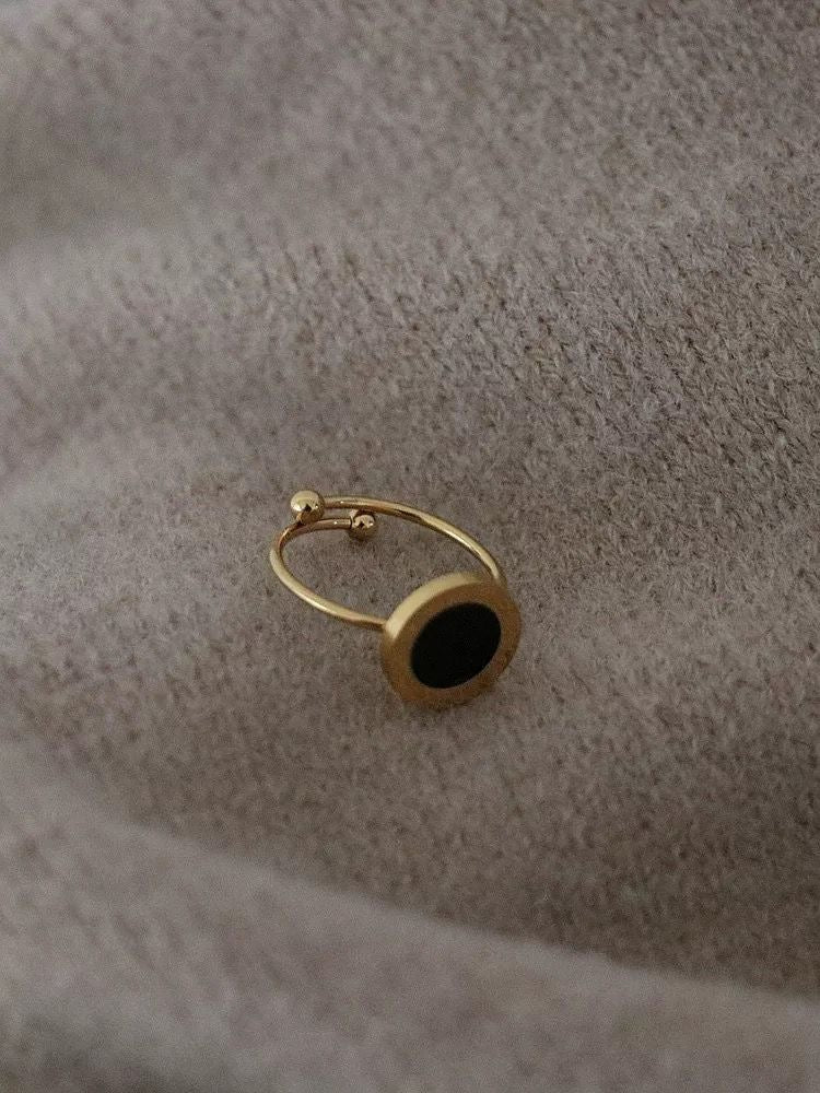 Velin Adjustable Ring