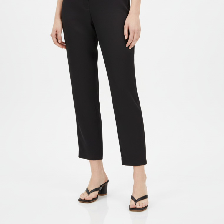 Sleeky Black - Casual