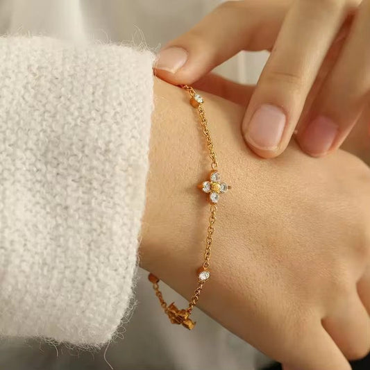 Floral Clover Bracelet