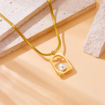 Everline Necklace