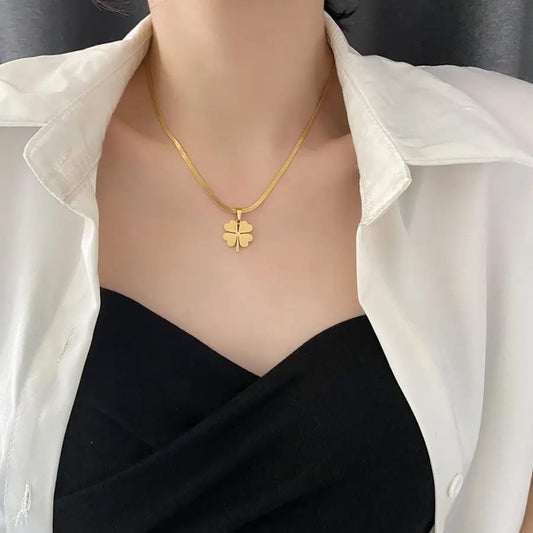 Florafly Necklace