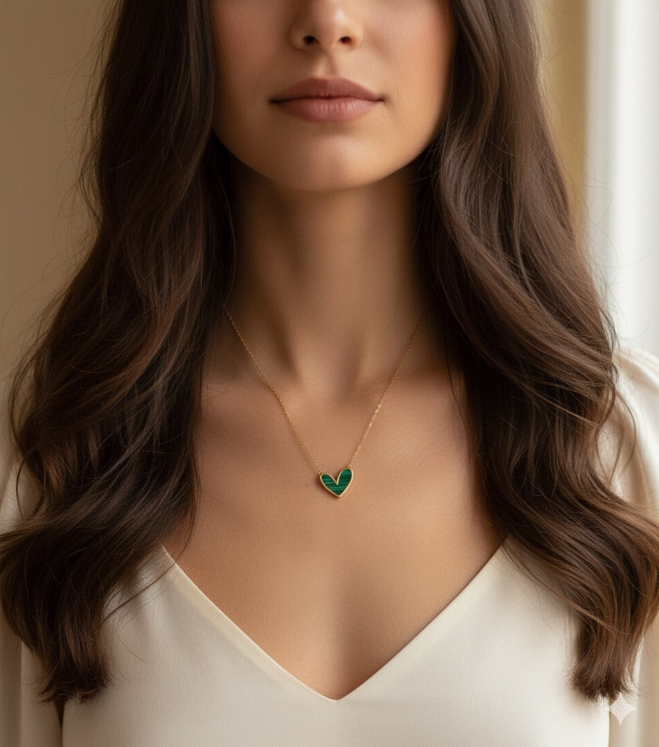 Amora Pendant