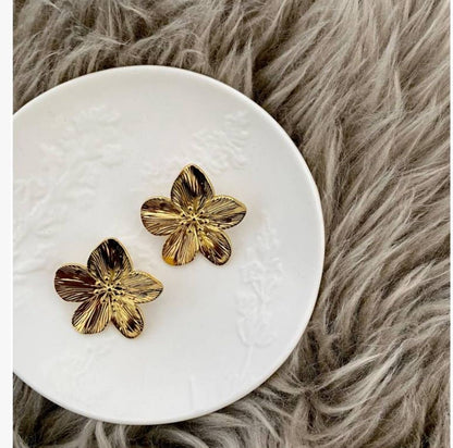 Flora Earrings