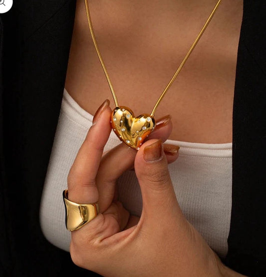 Dreamveil Necklace