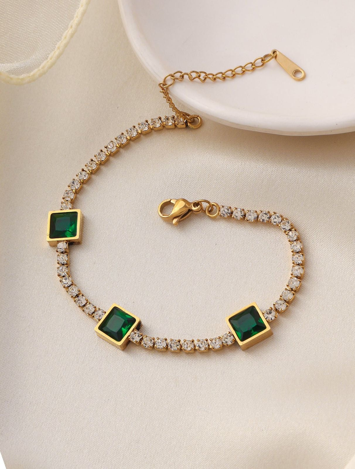 Emerald Zarkoon Bracelet