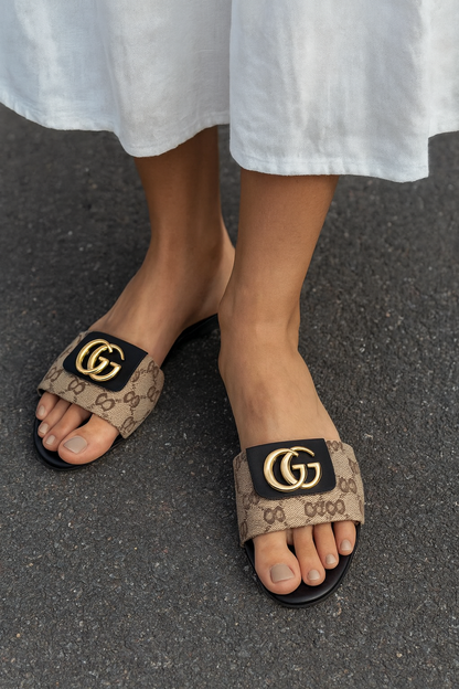 Cassy Flats
