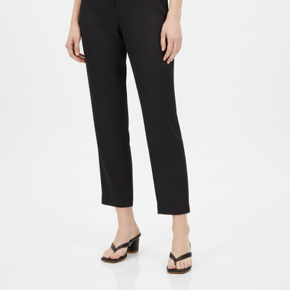 Sleeky Black - Casual