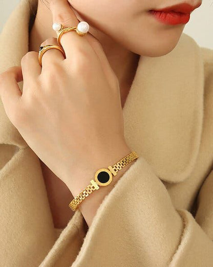 Roman-Style Bangle