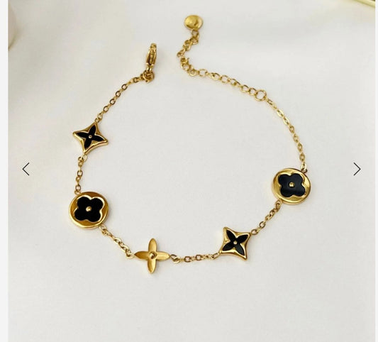 Clover Bracelet