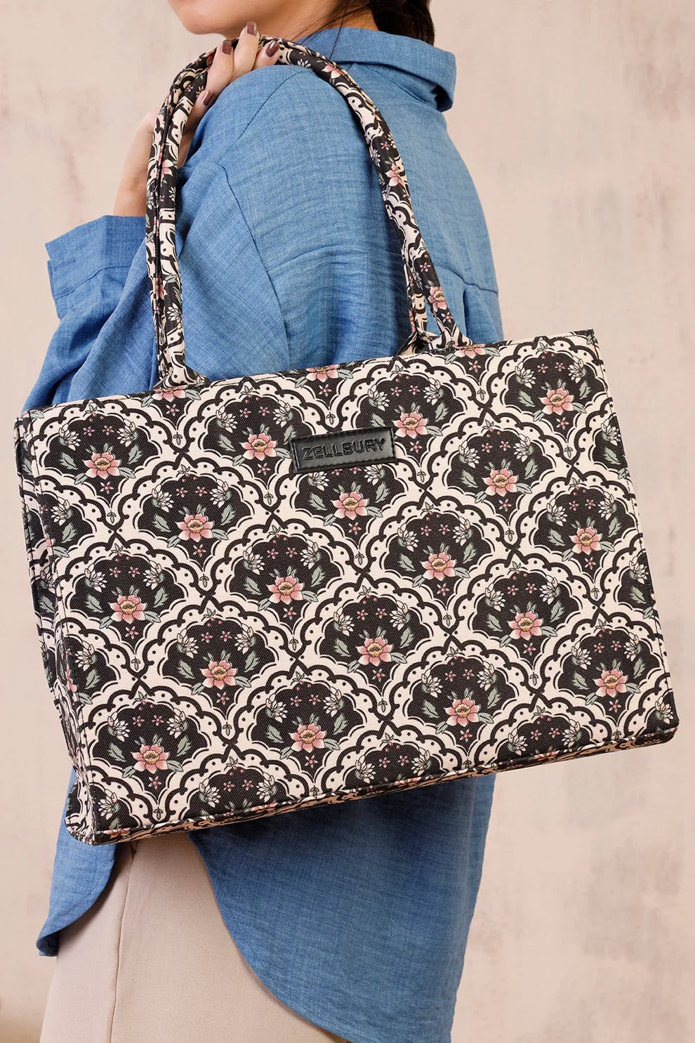 CANVAS BAGS